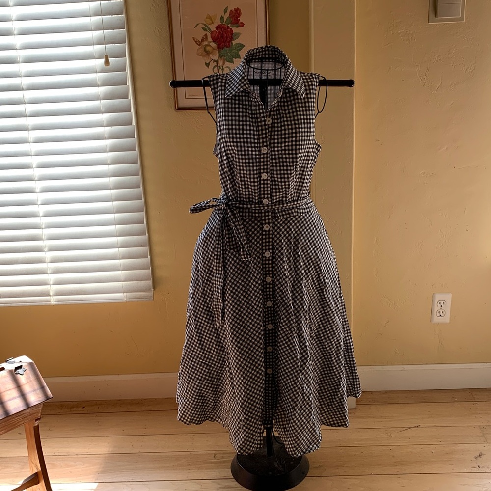 Black and White Gingham Sleeveless Dress